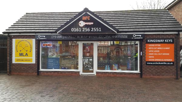 LOCAL 24hr CHEAP LOCKSMITHS IN MANCHESTER & CHESHIRE
